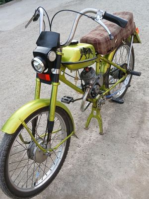 Moped riga sotiladi