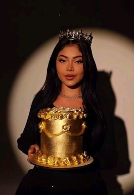 Корона в золотом цвете