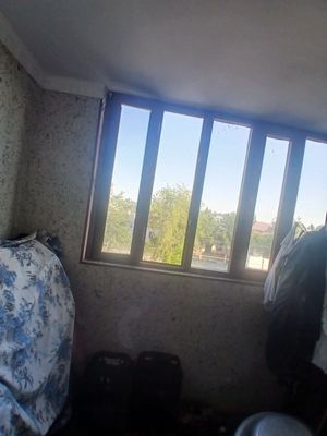 Карши Спутник 2хона 3этаж ремонтли квартира сотилади