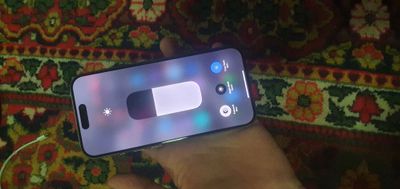 Iphone 15 pro Titanium CH/A