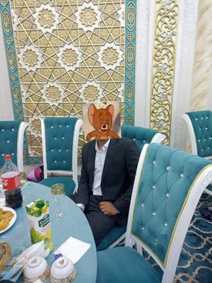 Костюм мужской тройка