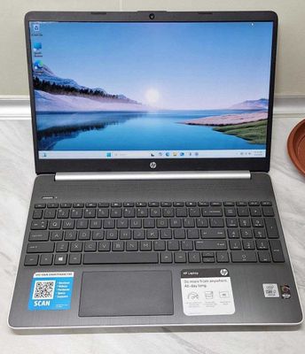 Hp 15 Display 15.6 HD Intel Core i7 1065G7 16GB/512GB samsung 980 NVME