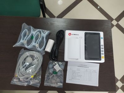 LE MEDICAL 3-kanalli EKG (ECG) apparati –(ЭКГ апарат)