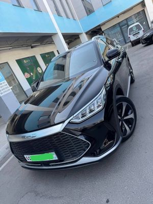 Byd song plus gibrit zapas hod 1100 km qora toza kurugavoy tanirofka