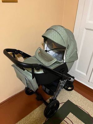 Продается каляска б/у в хорошем состоянии.