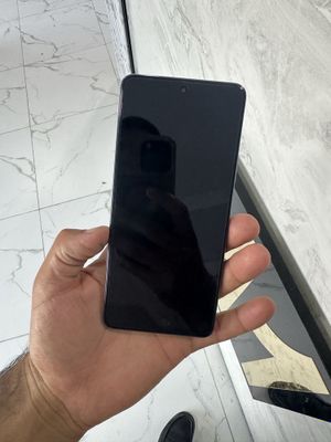 Huawei nova 9 se sotiladi.