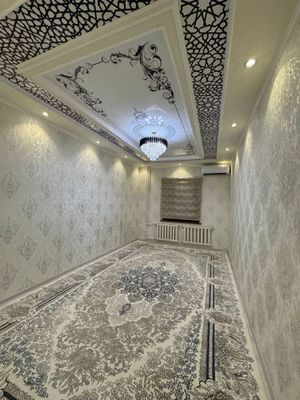 Сергели ярмаркада 2\3/4/5 ижарага берилади. 500$