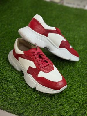 37-40 razmer Yengi Turk koja Sotiladi 300.000