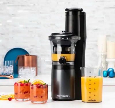 Шнековая соковыжмалка Nutribullet Slowjuiser