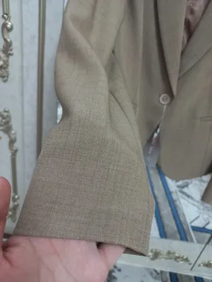 Ayollar kastyum yubkasi