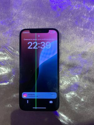 Iphone12 128 tali 72 batarey qora ekranida palasa bor kichkina ishlash