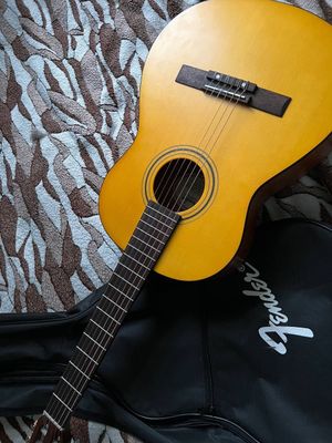 Продается гитара Fender