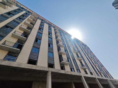 3-xonalik kvartiramni zudlik bn sotaman 83m2 Birlamchi Bez makler