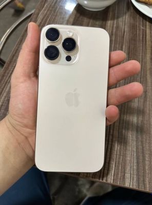 Iphon 16 pro max disert idial sostayana