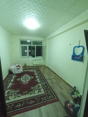 Ижарага квартира Яшнабад лисинова кинотеатр 1 хонали бывший общежит ои
