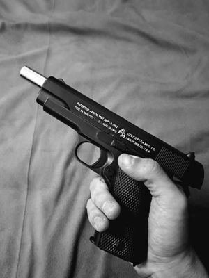 Igrushka: Colt 1902