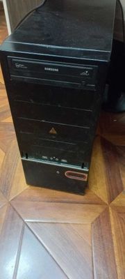Продам компьютер настольный DDR2