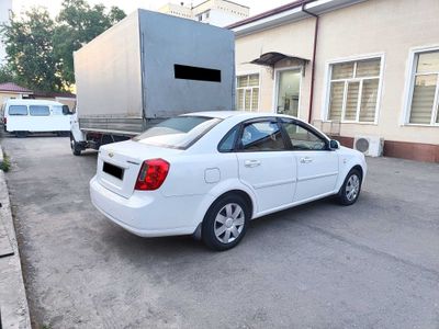 Lacetti 1.8 механика 2010 Лачетти