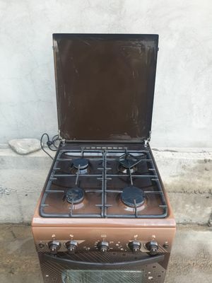 Срочно Продаётся газовая плита