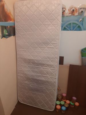 Односпальная кровать