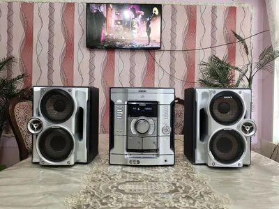JVC 12000 watt malaysia hamma joyi ishlaydi pulti bor bass kuchli