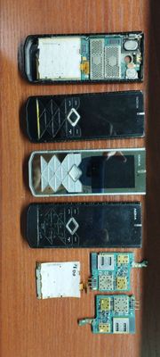 Продаётся nokia 7900 как запчасти без регистрации