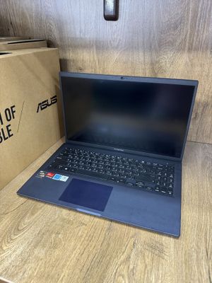 Asus Expertbook в идеальном состоянии