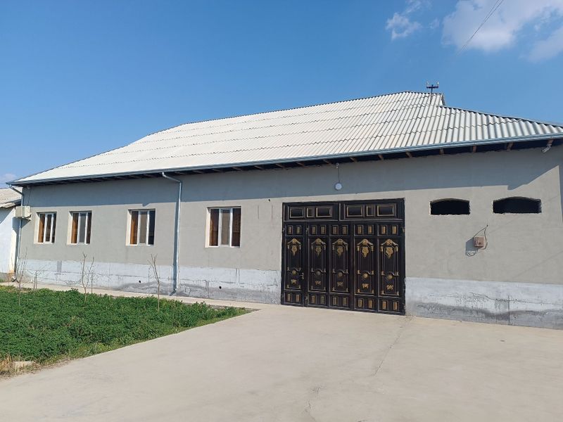 Салавотдан ховли