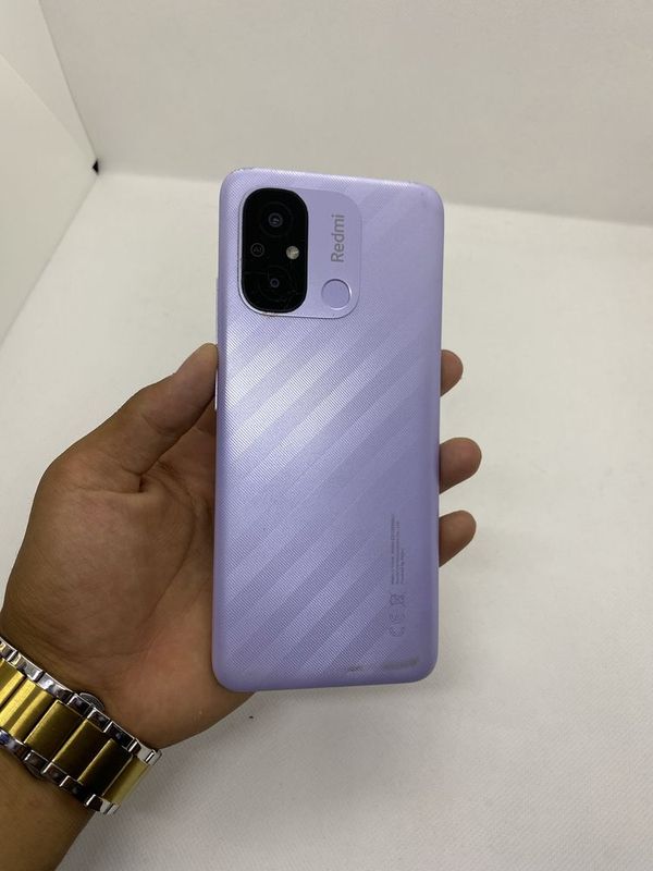 Redmi 12C sotiladi Redmi 12C sotiladi