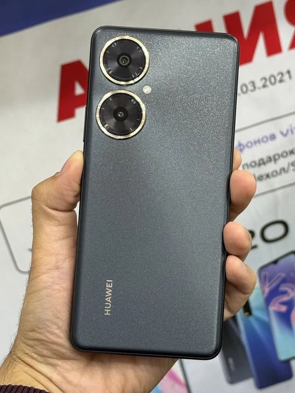 Huawei Nova 11 i