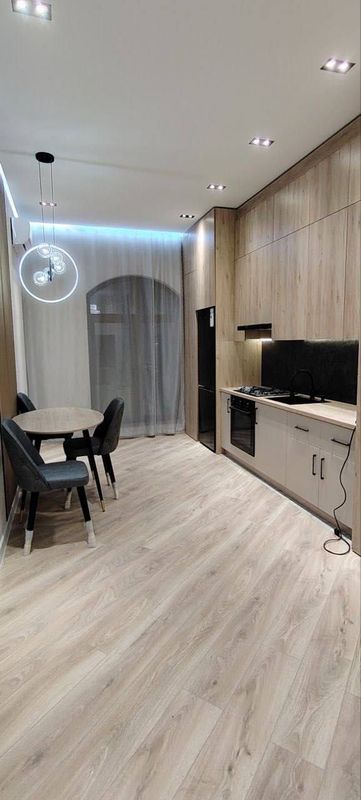 Royal House Продается 2 комнатная квартира ремонт ул.Шота Руставели Royal House Продается 2 комнатная квартира ремонт ул.Шота Руставели
