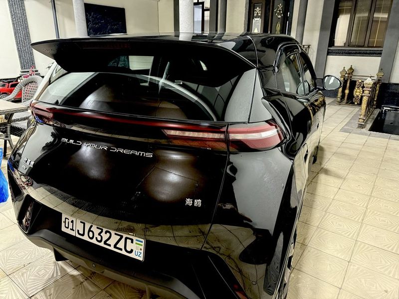BYD SIGUL 2024 йил 405 км фул 10700км BYD SIGUL 2024 йил 405 км фул 10700км