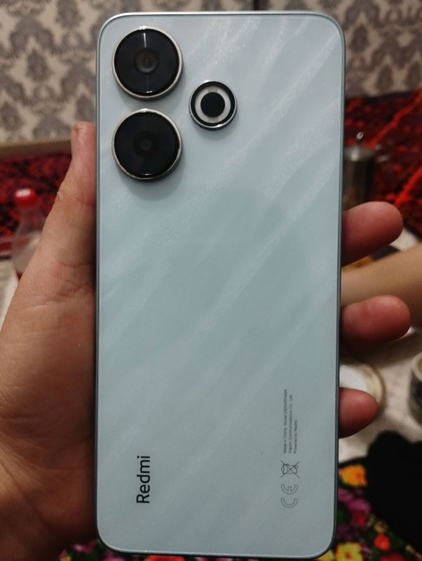 Redmi 13 yangi holati ideal hc qatida aybi yo Redmi 13 yangi holati ideal hc qatida aybi yo