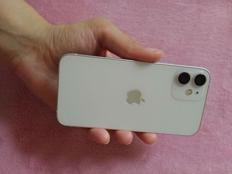 Iphone 12 mini 64GB Iphone 12 mini 64GB