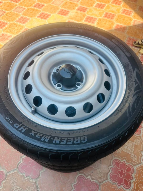 R15 Yevro kamplekt yangi R15 Yevro kamplekt yangi