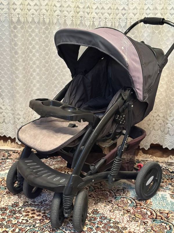 Продается коляска фирмы Mothercare Продается коляска фирмы Mothercare