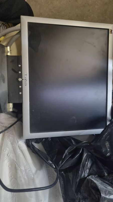 Monitor 19 inch cameraga variant