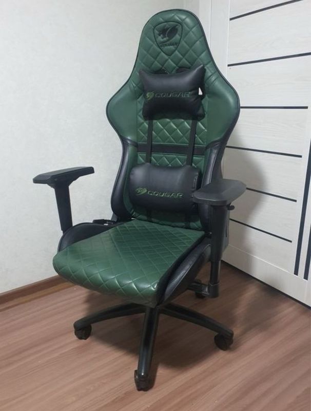 Kompyuter gaming kreslo sotiladi xolati ideal Kompyuter gaming kreslo sotiladi xolati ideal