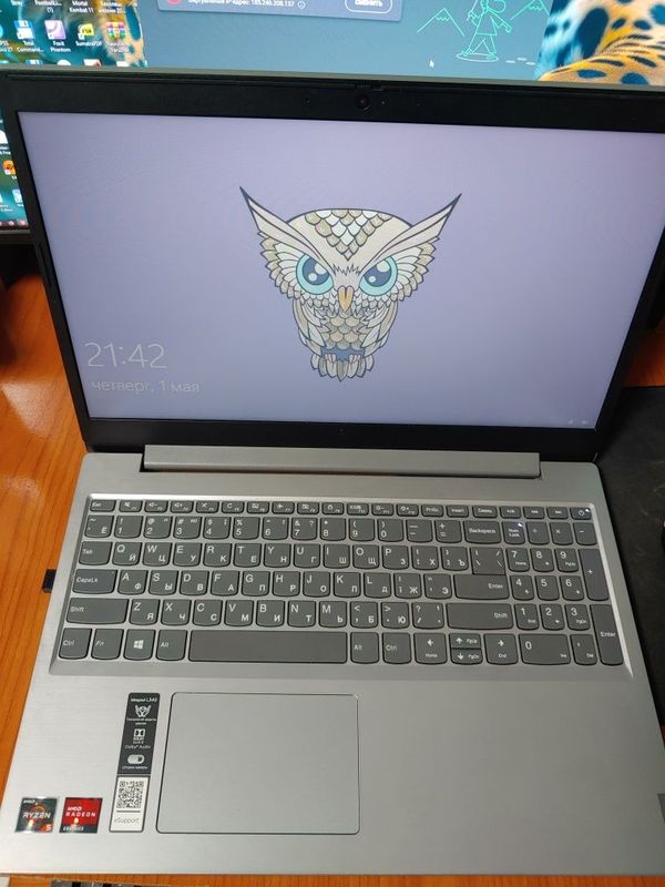 Lenovo amd ryzen 5 3500U 8Gb ram 128m2 nvme 1tbHdd amd radeon graphics Lenovo amd ryzen 5 3500U 8Gb ram 128m2 nvme 1tbHdd amd radeon graphics