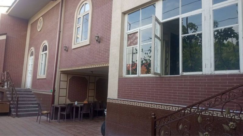 Юнусабад Исламабад 6соток срочно Фасад 20х30 Юнусабад Исламабад 6соток срочно Фасад 20х30