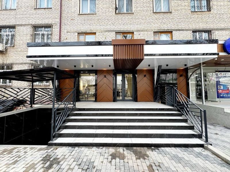 Продаётся Нвронежилое Ор: Ц-13 Кафе Гиждувон 1-Линия 130 кв.м Продаётся Нвронежилое Ор: Ц-13 Кафе Гиждувон 1-Линия 130 кв.м