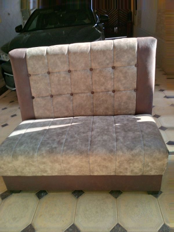 Divan barlarga qòyilaydigon Divan barlarga qòyilaydigon