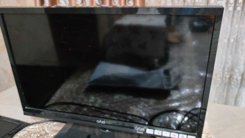 Телевизор Artel 24 Телевизор Artel 24