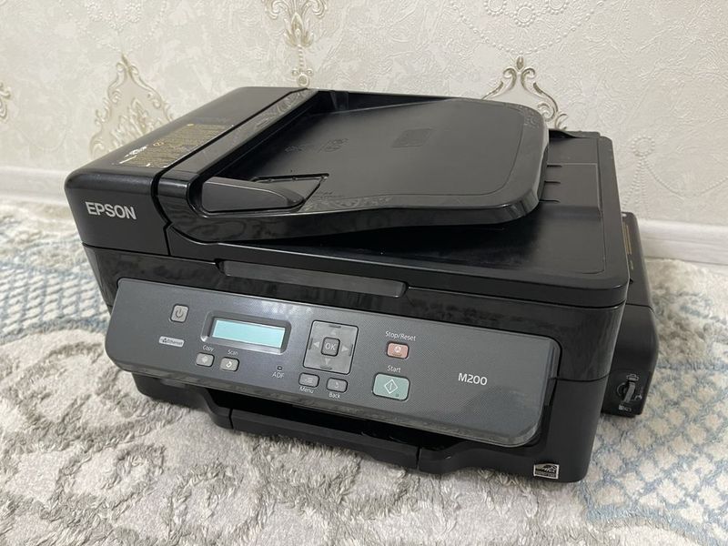 Продам 3в1 струйный принтер Epson m200