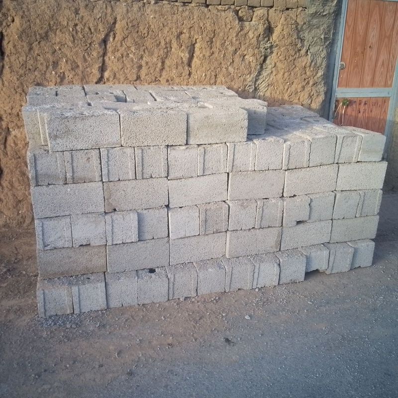 Shlaka blok sotiladi, Navoiy shaxar, Karmana tumani Shlaka blok sotiladi, Navoiy shaxar, Karmana tumani