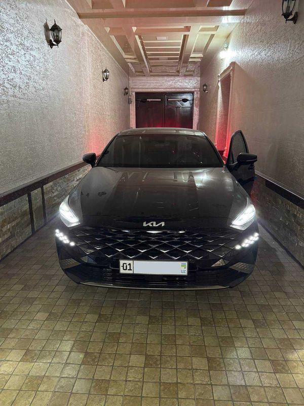 Продам KIA K8 Full Option. 2023 года выпуска. Цвет черный Продам KIA K8 Full Option. 2023 года выпуска. Цвет черный