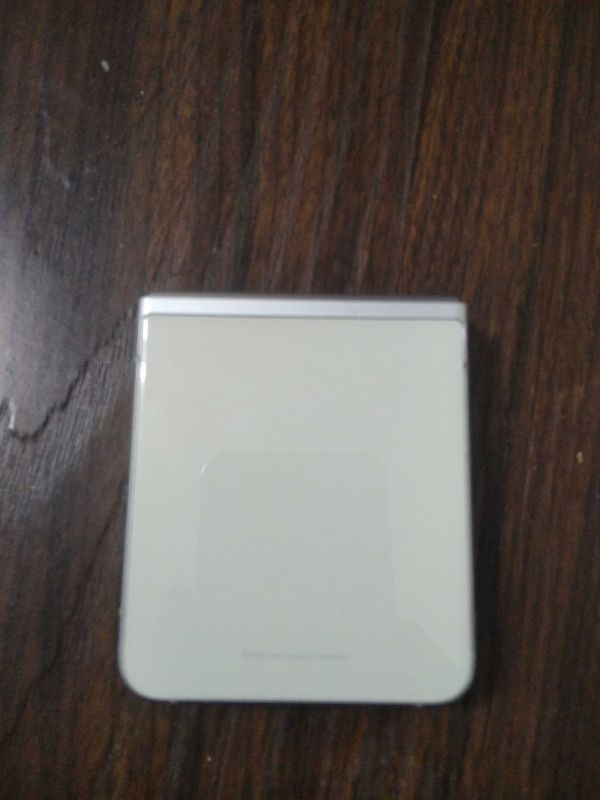 Galaxy Z Flip3 5G Galaxy Z Flip3 5G