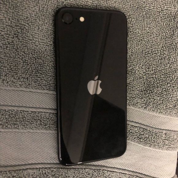 Обмен Iphone se 2020 Обмен Iphone se 2020