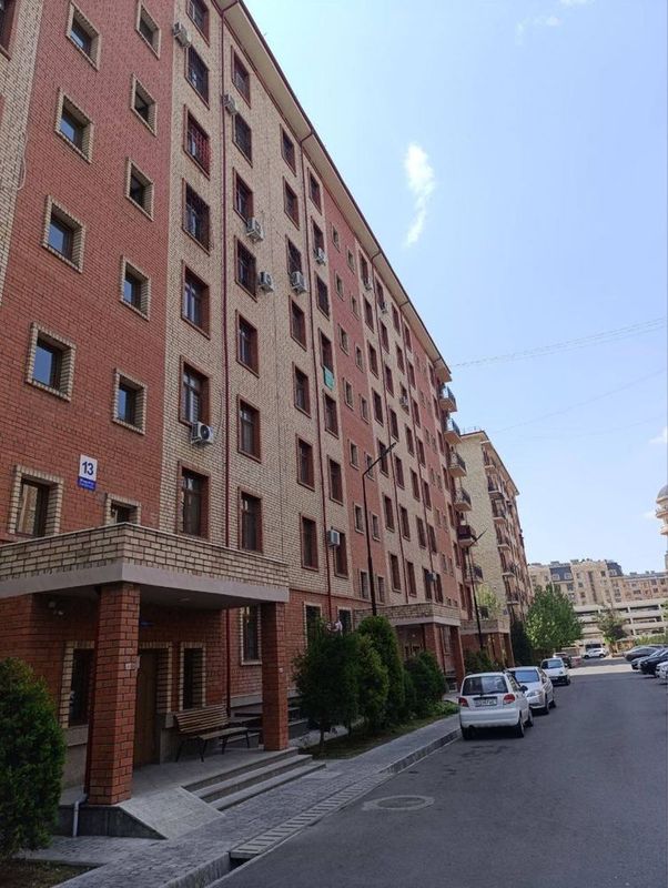 Срочно продажа! Яккасарайский район Гольден Хаус Парисьен Срочно продажа! Яккасарайский район Гольден Хаус Парисьен