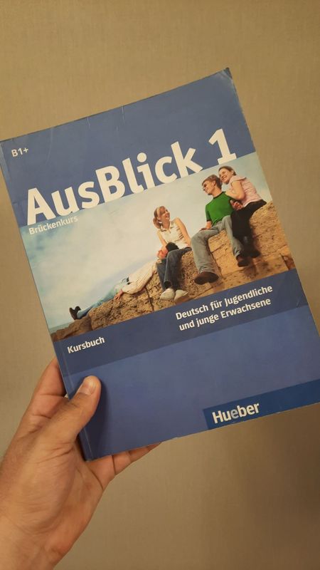 Немецкие учебники Ausblick 1 / B1+ (KB и AB) Немецкие учебники Ausblick 1 / B1+ (KB и AB)